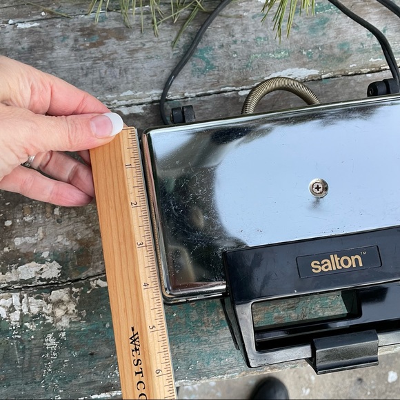 Salton Stainless Steel Sandwich Maker SA-5 - Picture 4 of 12